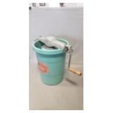 Vintage 'ALASKA' Ice Cream Freezer/Maker