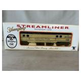 Yuengling O Gauge Streamliner Light Baggage Car