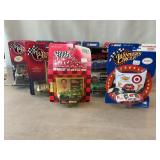 NASCAR Die-Cast Stock Cars, Pit Crew Scenes