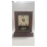 (1) Vintage Mantle Clock (No Key)