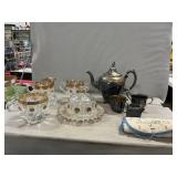 EAPG Bulkseye & Daisy Butter Dome, Cream/Sugar,