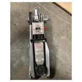 Rally 2 1/4 Ton Hydraulic Floor Jack