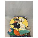 Die-Cut Holiday Decor, Pattern