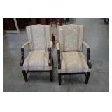 Traditional Upholstered Armchairs