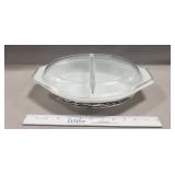 (1) Vintage Pyrex Cinderella 1.5 Quart Oval