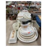 Lot Of Corelle ï¿½Butterfly Goldï¿½ Dinnerware