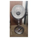 Optinus Pedestal Oscillating Heater w/ Remote