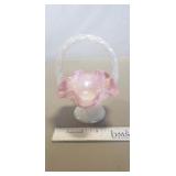 (1) Vintage Fenton Basket