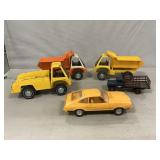 Gabriel Dump Trucks & Flatbed, 1975 Mustang Oromo