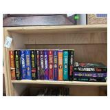 (16) V.C. Andrews Horror/Suspense Books