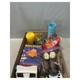 Vintage Childï¿½s Shoes, Gerber Cups, Viewmaster, &