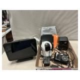Lot With Security Cameras, Display Screen, Kodak
