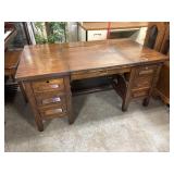 Sewing Desk w/ Hideaway Sewing Machine Platform