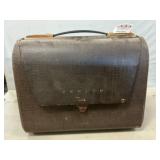 1950ï¿½s Zenith Portable Tube Radio
