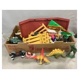 Marchon Stable Playset Parts & Lots Of Toy