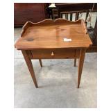 Accent Table
