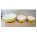 (3) Vintage Pyrex Mixing Bowls (5.5", 7" & 10.5"