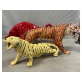 Porcelain Bull (Horn Repaired), Tigers (1 Tail