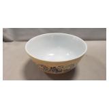 (1) Vintage Pyrex Mixing Bowl (8.5" Diameter)