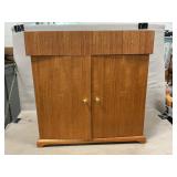 Doll Wardrobe (Front Facing Misding)