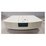 BOSE Wave Radio (No Remote / Powers On)