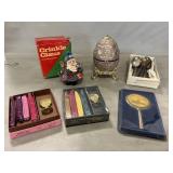 Musical Egg, Vintage Rogers Spoons, Santa