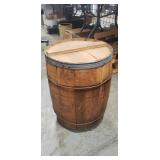 (1) Vintage Wooden Barrel/Nail Keg (19" Tall)