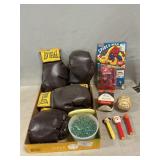 (2) Pair Childï¿½s Everlast Boxing Gloves,