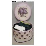 (1) Decorative Hat Box w/ Assorted Ladies Gloves