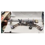 QUEST Compound Bow w/ Quiver & (3) Arrows