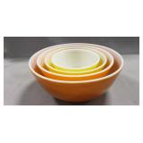 Vintage Pyrex Four Bowl Nesting Set