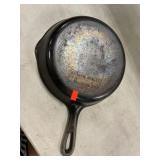Vintage Wagner 9" Cast Iron Skillet