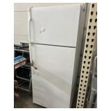 GE Refrigerator