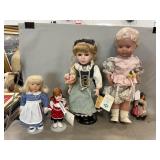 (5) Collector Dolls