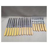 (18) Pieces Of Vintage Butterscotch Bakelite