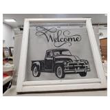 (1) Vintage Wooden Frame w/ Decorative Glass
