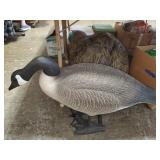 (4) Plastic Canadian Goose Hunting Decoys w/ Mesh