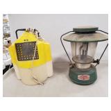 Thermos Camp Lantern & Plastic Minnow Bucket