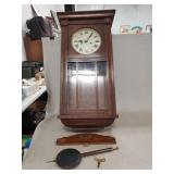(1) Vintage Wall Clock w/ Key