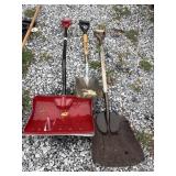 2 Shovels