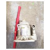 (1) 20 Ton Hydraulic Bottle Jack