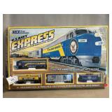 HO Scale U.S. Navy Express Train Set