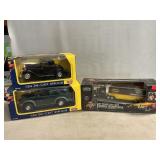 Motor Max Die-Cast 1932 Ford Coupe & Explorer