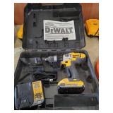 DeWalt Cordless 20V Drill/Driver/Hammerdrill w/