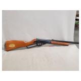 (1) Daisy Air Rifle