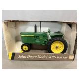 NIB Ertl 1/16 Scale Die-Cast John Deere 1960