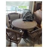 5 Piece Wicker Outdoor Patio Set