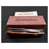 (1) Remington Collector Knife "Mini-Trapper"