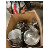 Box Lot With Ice Buckets, Chip & Dip, Warming