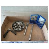 Ratchet, Sockets, Small Screwdriver Set, Pocket